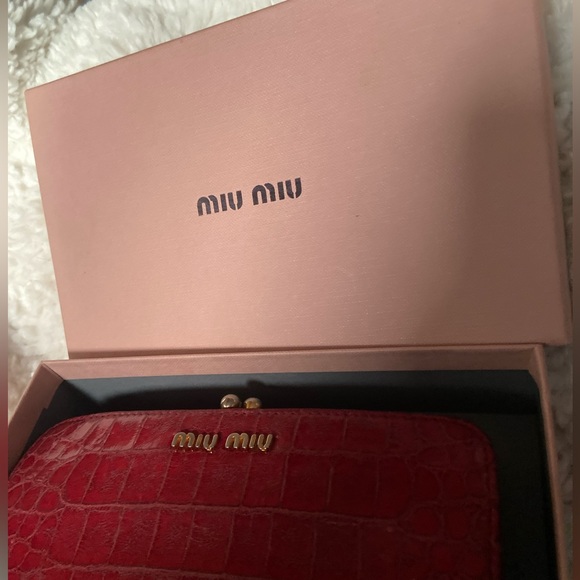Miu Miu leather bow croc emboss wallet - Picture 4 of 13